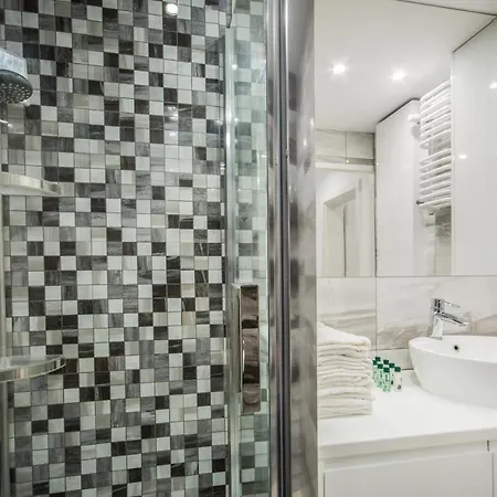 アパート W Centrum Ii ウストカ